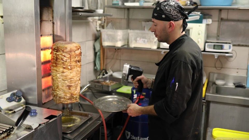 Gutachten: Döner-Obergrenze in Städten wäre rechtlich möglich